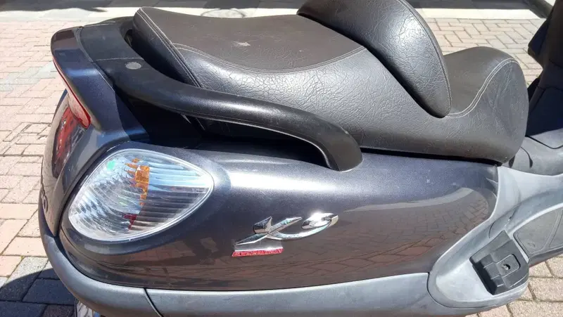 Piaggio X9 EVOLUTION (4)