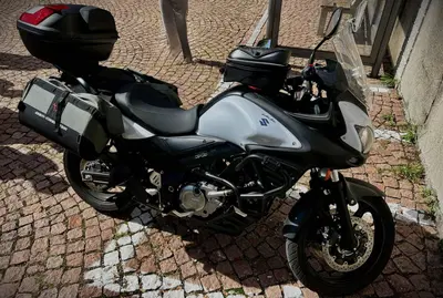 Suzuki V-Strom 650 ABS (2011 - 17) usata