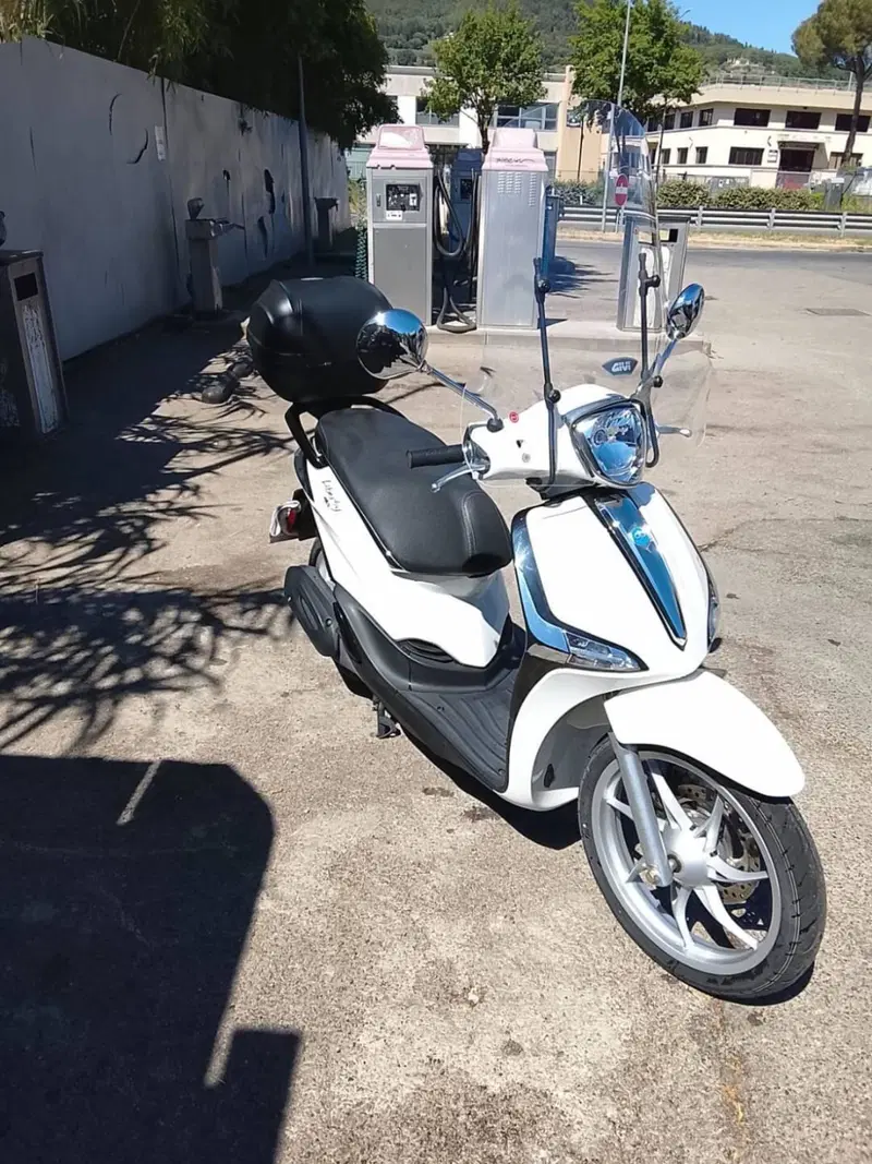 Piaggio Liberty 125 3V S ABS (2021 - 24) (6)