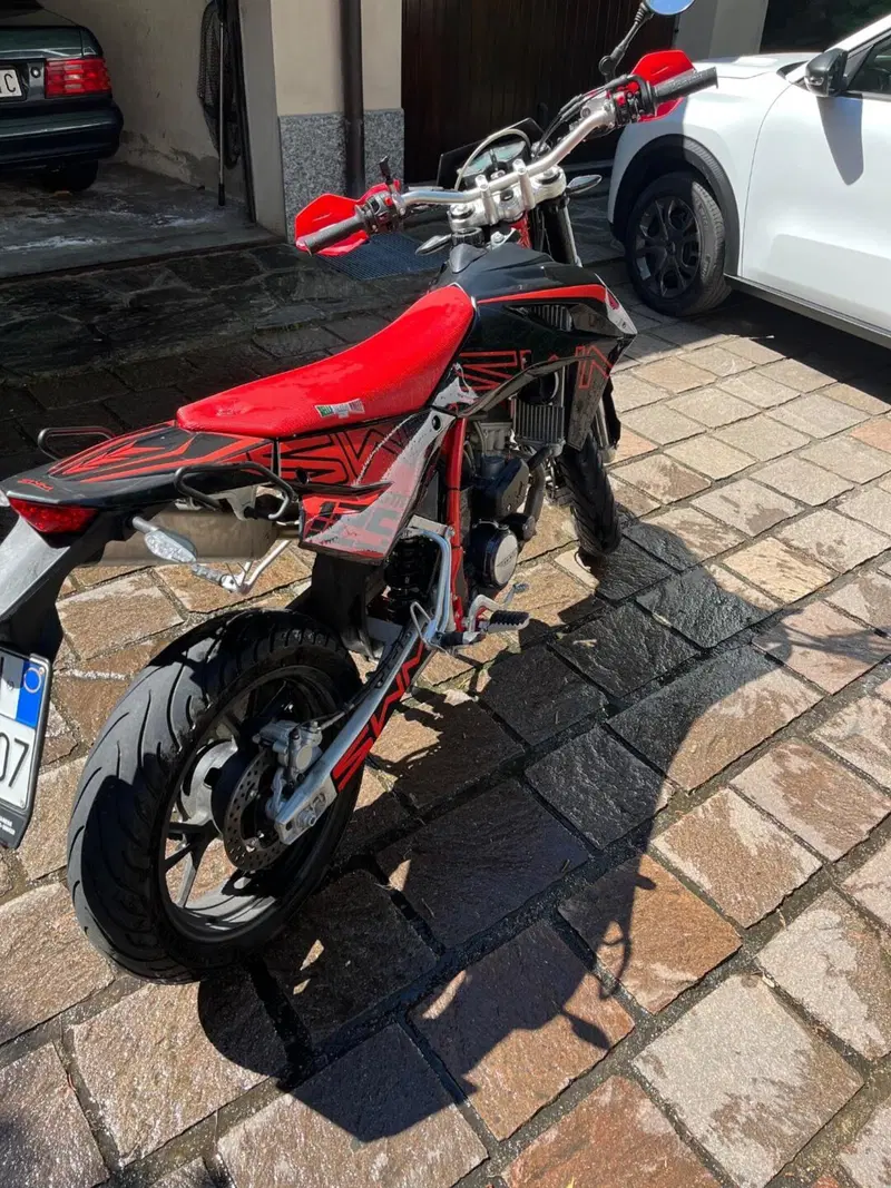 Swm SM 125 R (2022 - 24) (4)