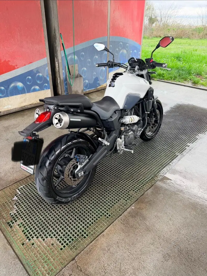 Yamaha MT-03 (2006 - 14) (3)