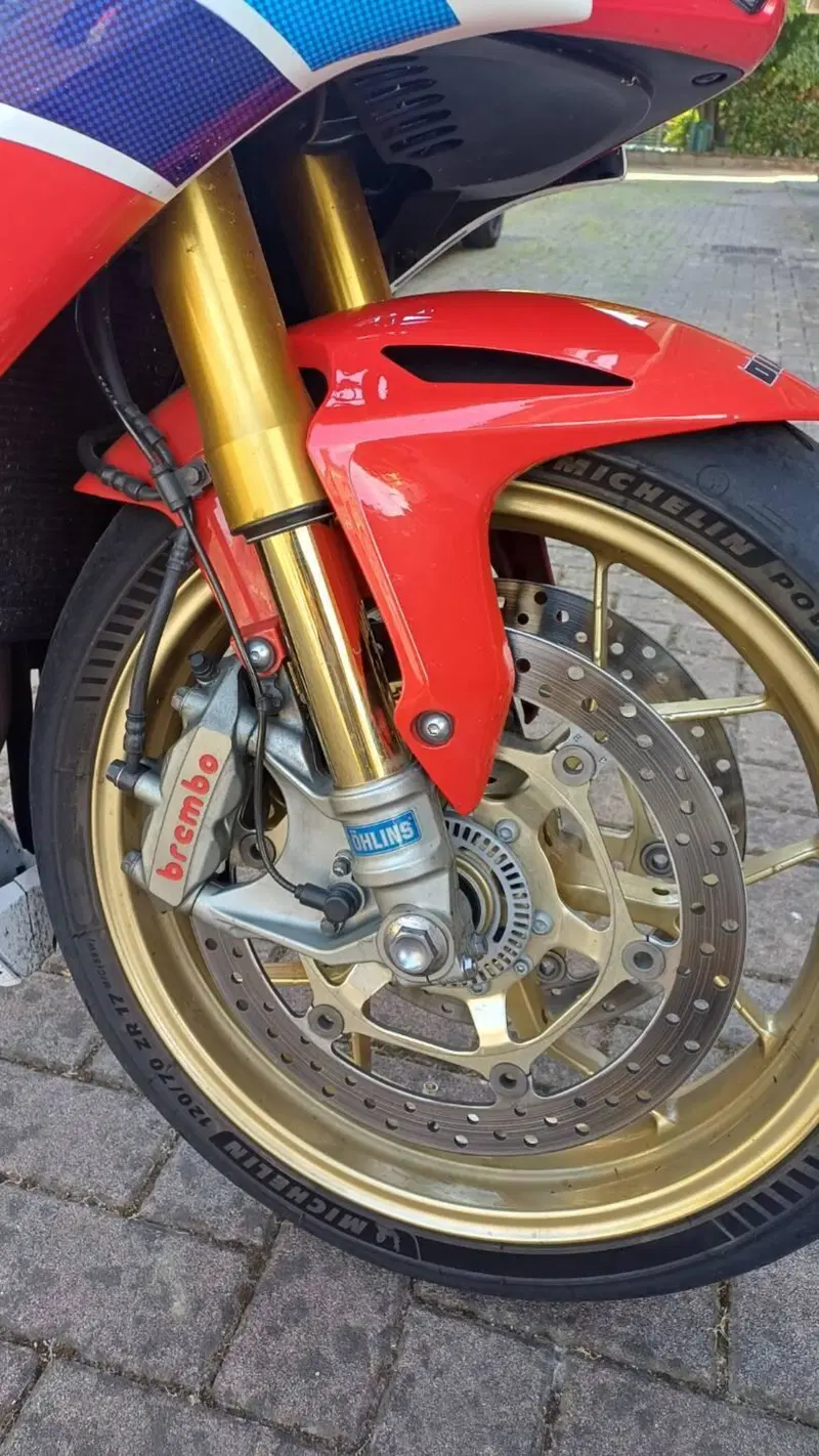 Honda CBR 1000 RR Fireblade SP (2014 - 16) (3)