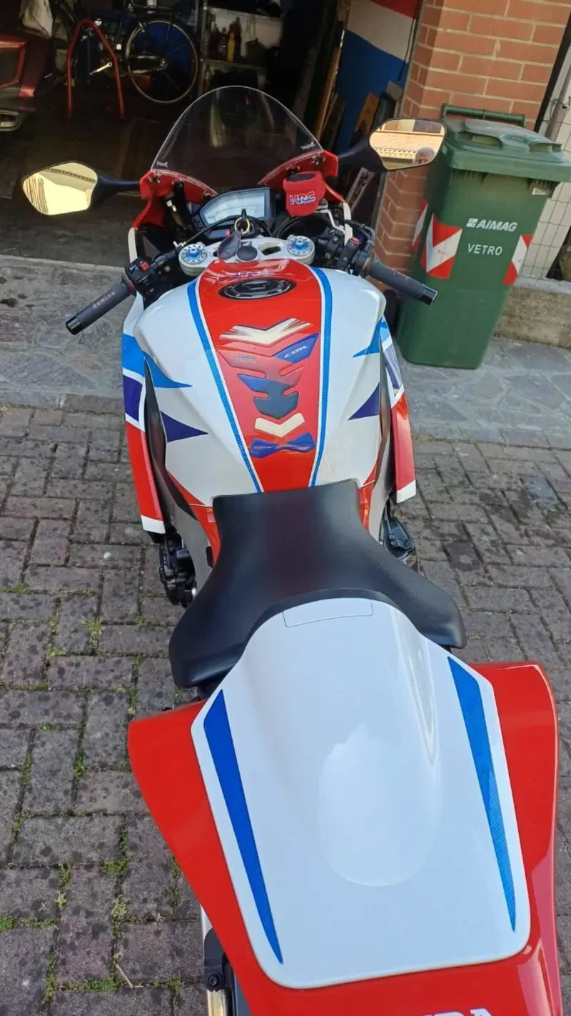 Honda CBR 1000 RR Fireblade SP (2014 - 16) (4)