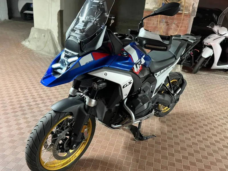 Bmw R 1300 GS Trophy (2023 - 26) (4)