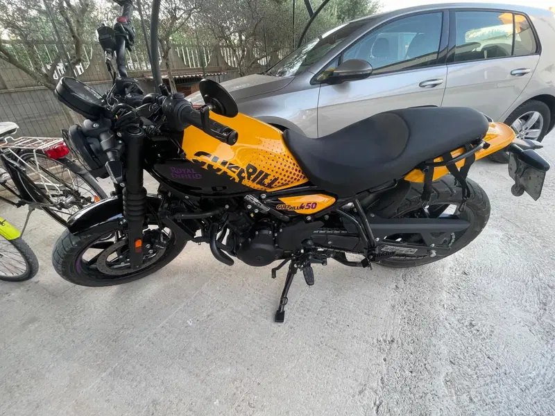 Royal Enfield Guerrilla 450 (2024 - 26) (3)