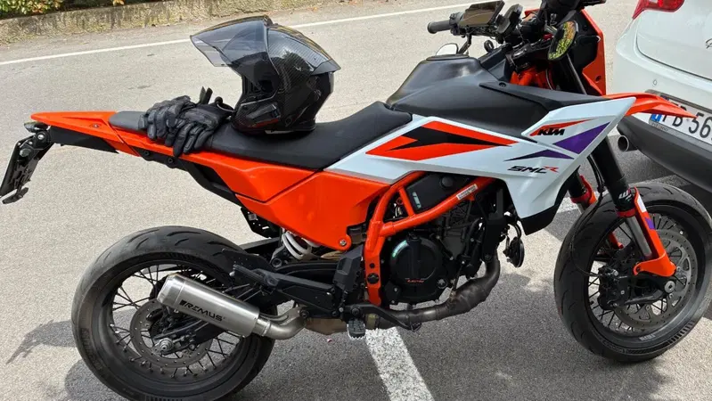 KTM 390 SMC R (2025 - 26) (2)