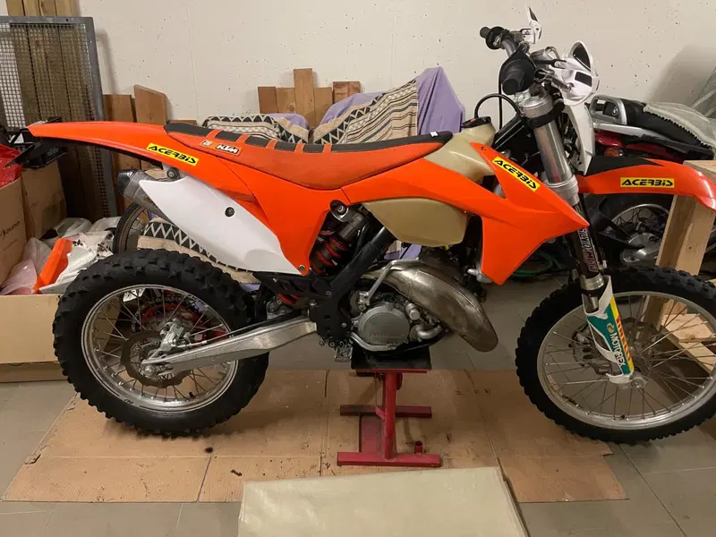 KTM 125 EXC (2012)