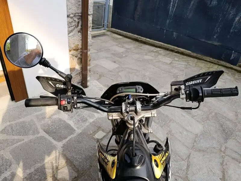 Rieju MRT 50 Motard (2009 - 17) (6)