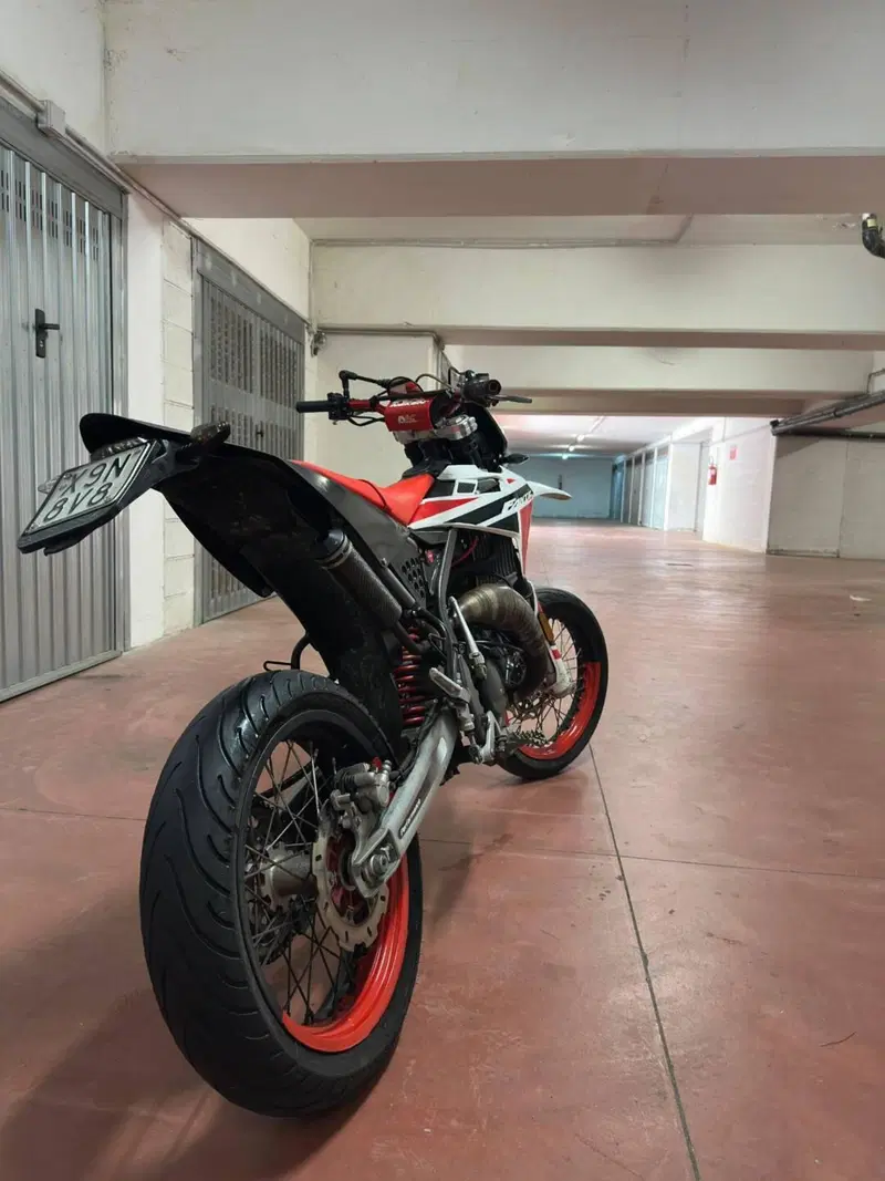 Fantic Motor XM 50 Motard Performance 2T (2021 - 22) (2)