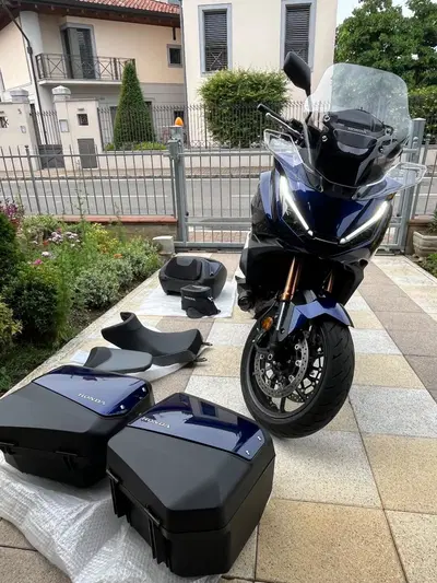 Honda NT 1100 DCT Electronic Suspension (2025 - 26) usata