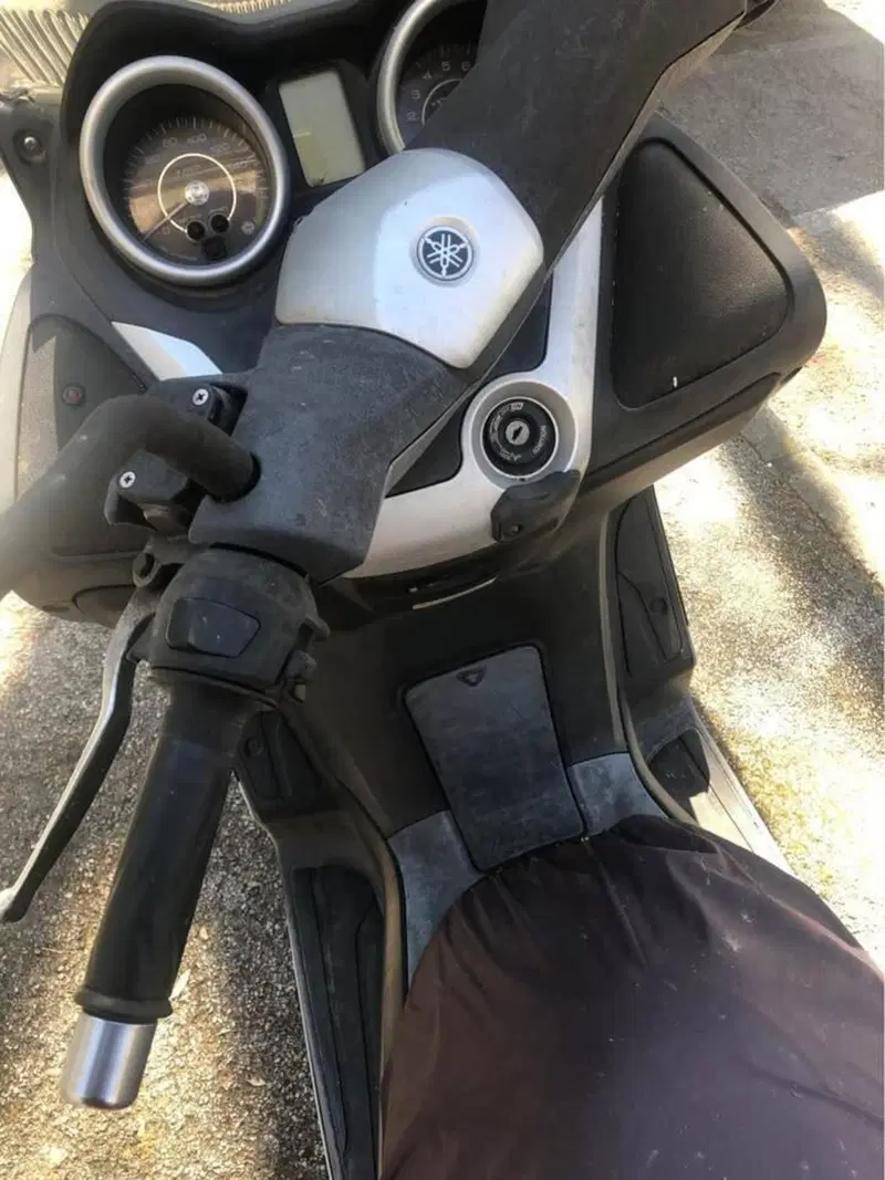 Yamaha X-Max 250 (2010 - 13) (10)