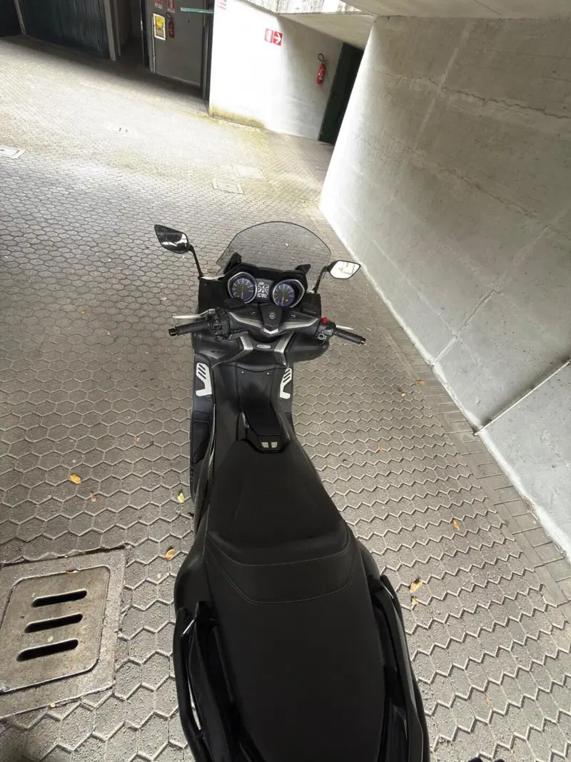 Yamaha T-Max 530 SX (2017 - 19) (8)