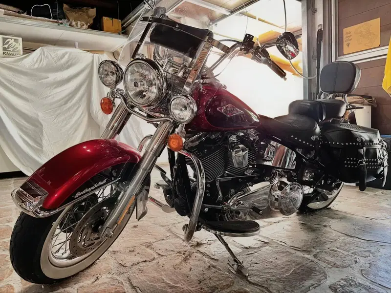 Harley-Davidson 1690 Heritage Classic (2011 - 17) - FLSTC (4)