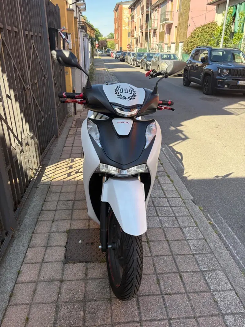Honda SH 125i Sport (2024 - 25) (3)