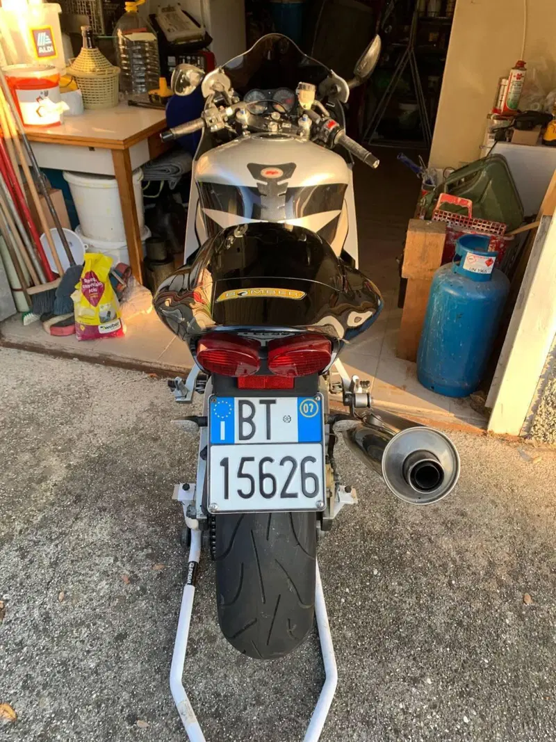 Kawasaki Ninja 900 ZX-9R (2002 - 05) (3)