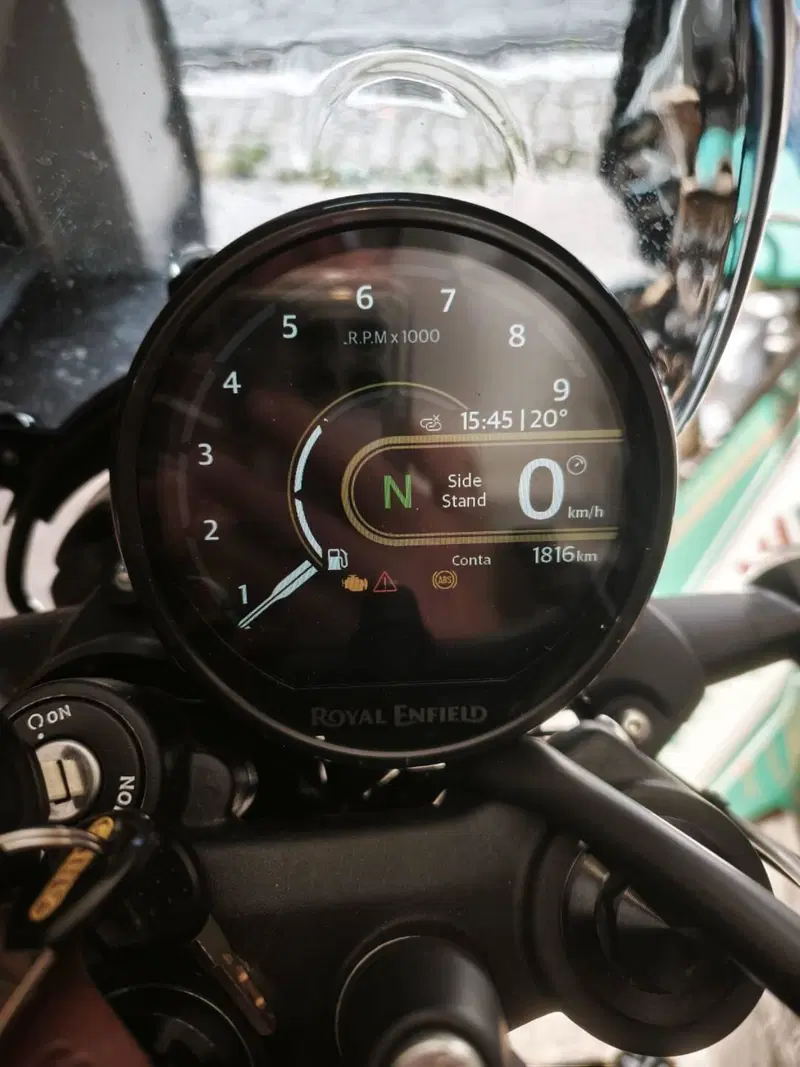 Royal Enfield Guerrilla 450 (2024 - 26) (2)