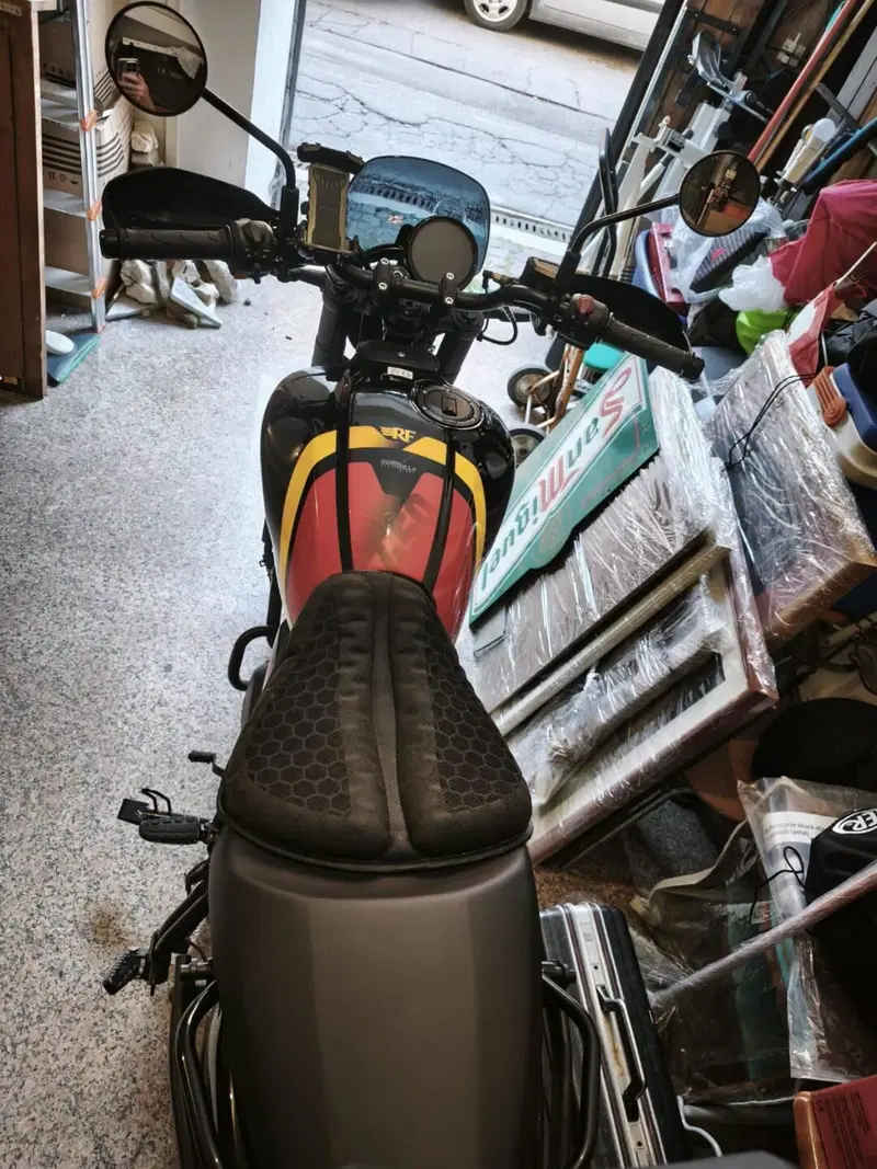 Royal Enfield Guerrilla 450 (2024 - 26) (3)