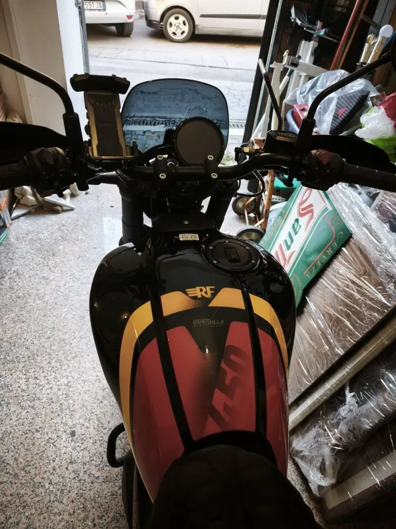 Royal Enfield Guerrilla 450 (2024 - 26) (5)