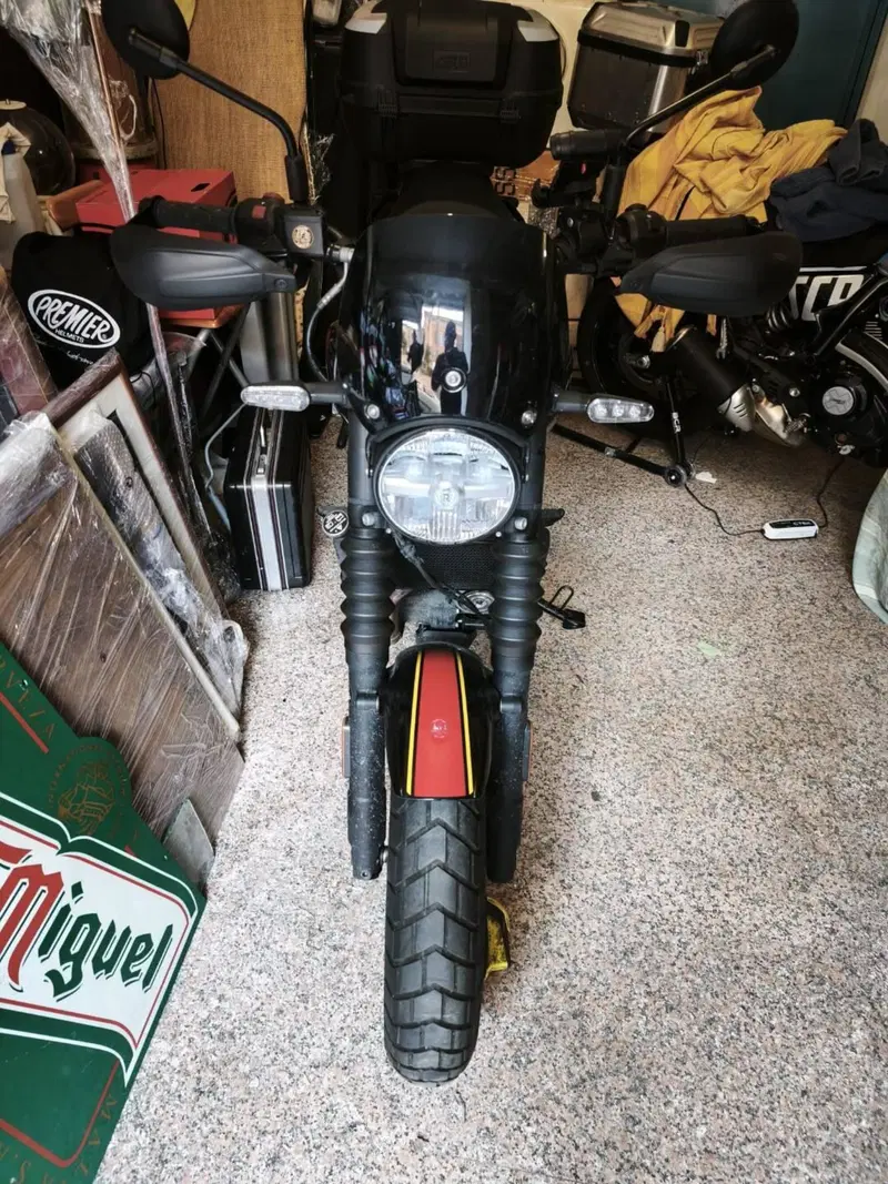 Royal Enfield Guerrilla 450 (2024 - 26) (6)