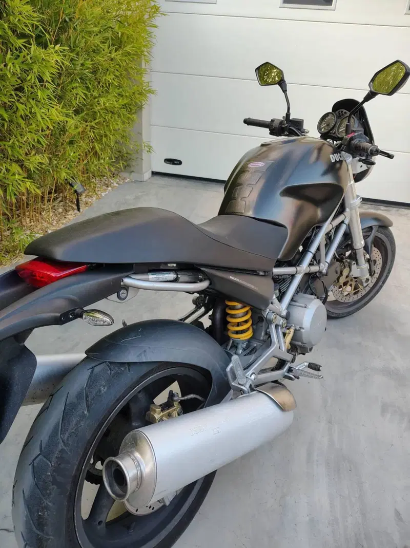 Ducati Monster 620 Dark (2003 - 06) (5)