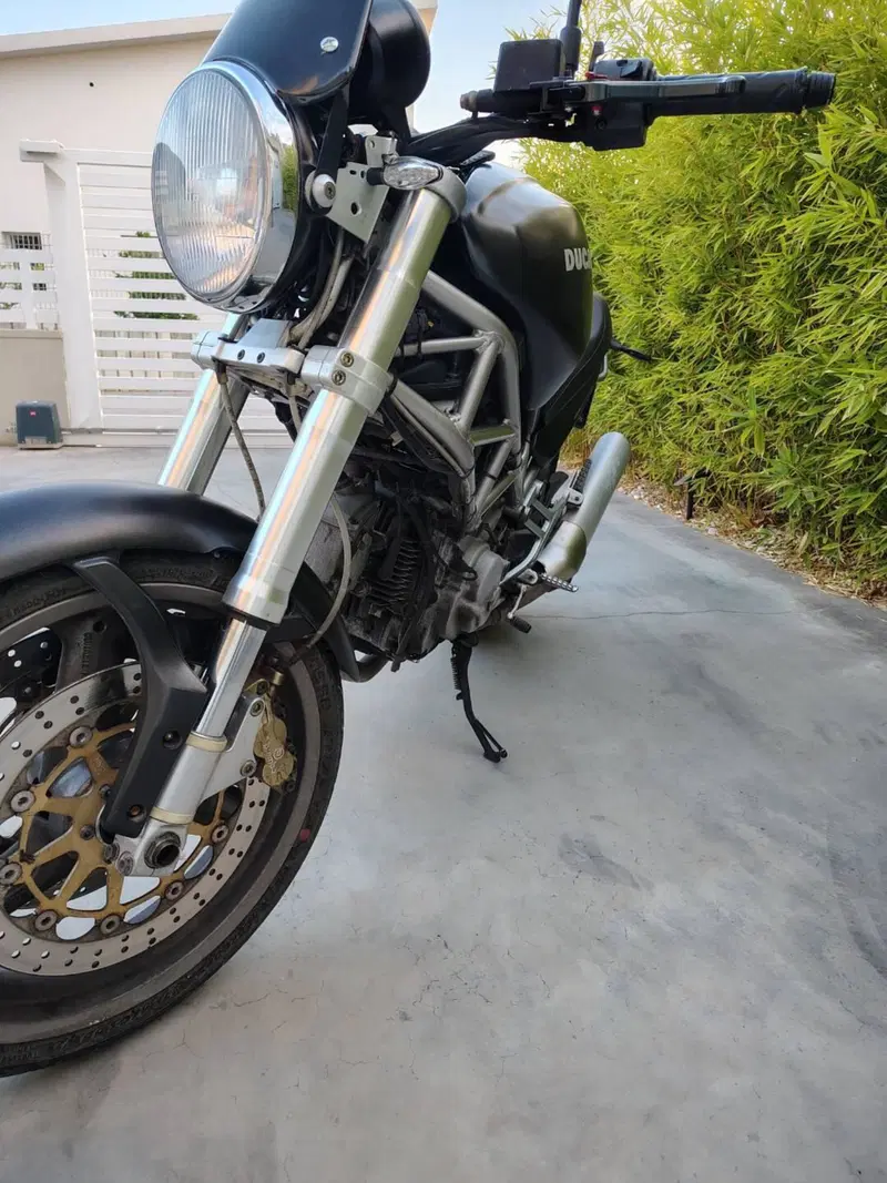 Ducati Monster 620 Dark (2003 - 06) (6)
