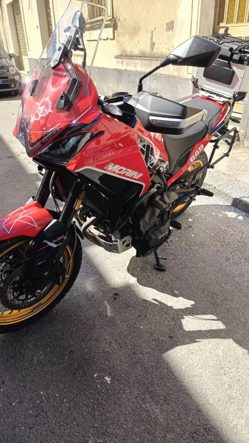 Moto Morini X-Cape 650 Gold Wheels Edition (2022 - 26) (3)
