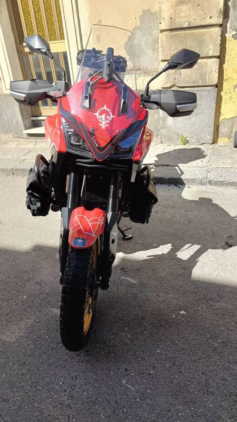 Moto Morini X-Cape 650 Gold Wheels Edition (2022 - 26) (4)