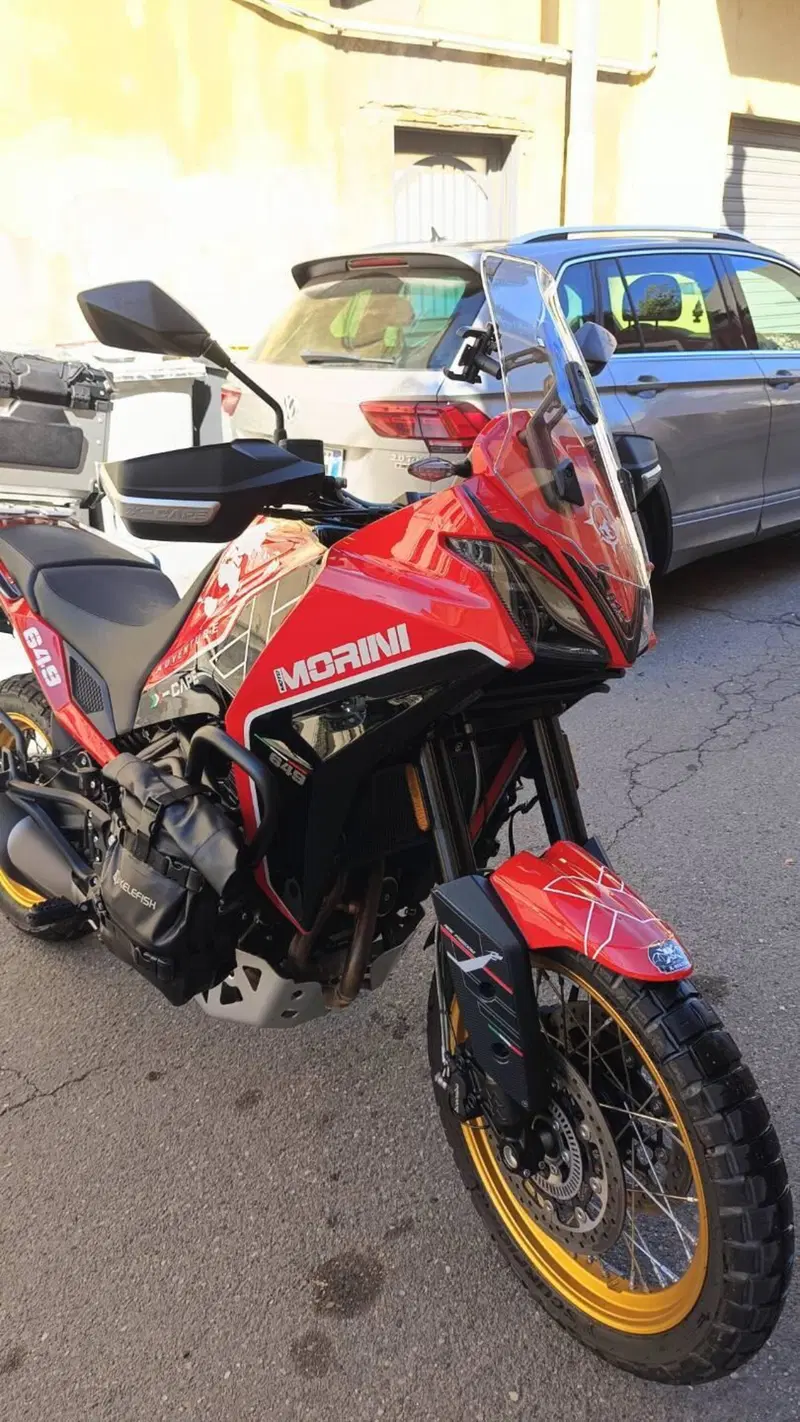 Moto Morini X-Cape 650 Gold Wheels Edition (2022 - 26) (10)