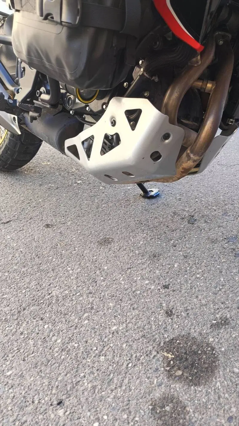 Moto Morini X-Cape 650 Gold Wheels Edition (2022 - 26) (12)