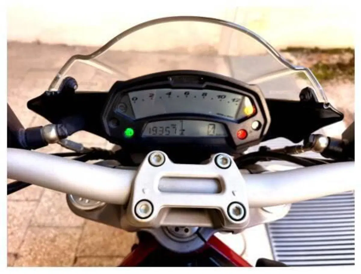 Ducati Monster 796 (2010 - 13) (5)