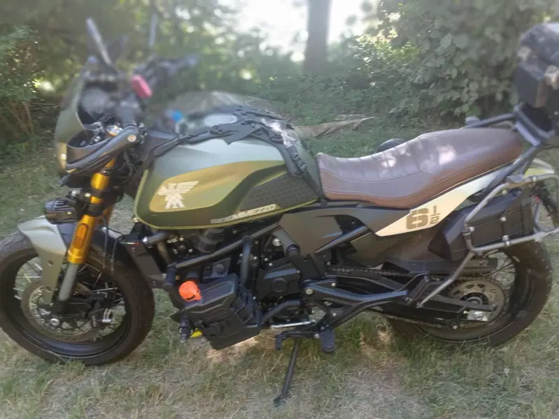 Moto Morini SEIEMMEZZO SCR (2022 - 26) (7)