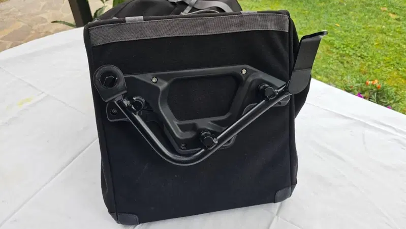 BMW SET DI 2 BARSA LATERALE SX e DX - R NINE T /Pu (4)