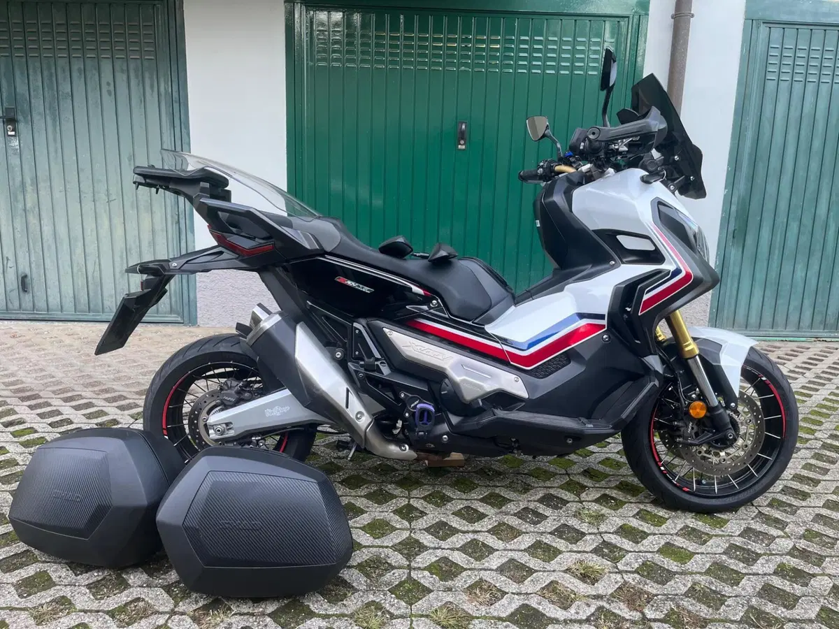 Honda X-ADV 750 (2017) (2)