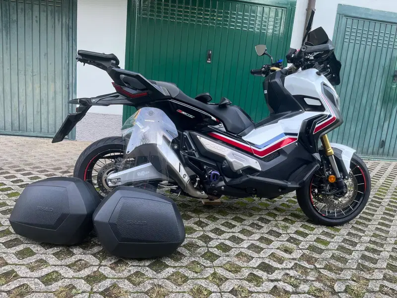 Honda X-ADV 750 (2017) (3)