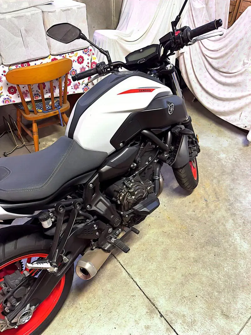Yamaha MT-07 (2018 - 20) (2)