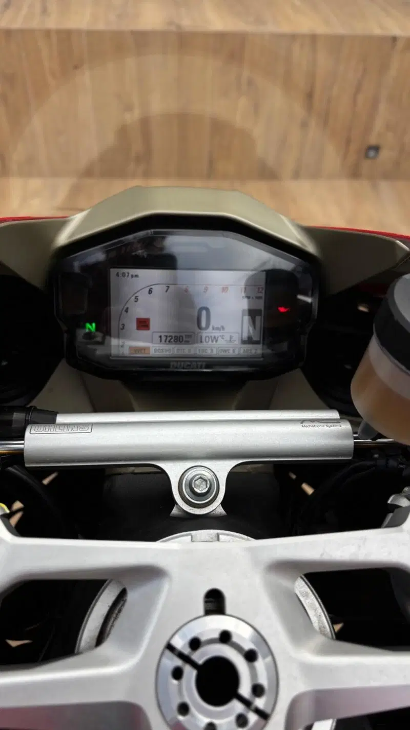 Ducati 1299 Panigale S (2015 - 18) (8)