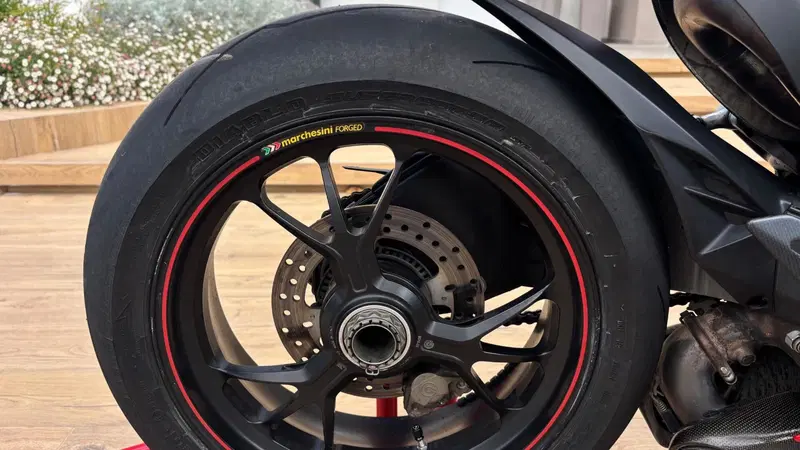 Ducati 1299 Panigale S (2015 - 18) (14)