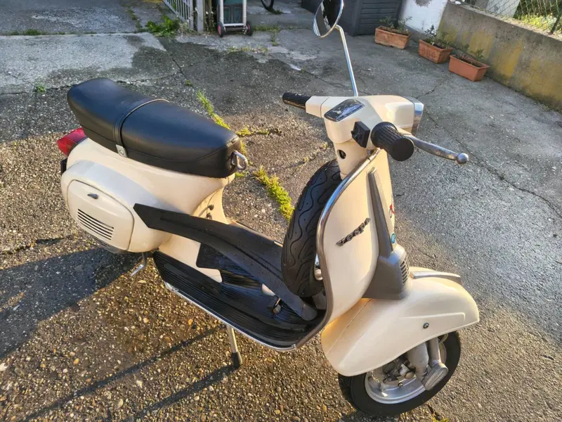 Piaggio Vespa Special  (5)