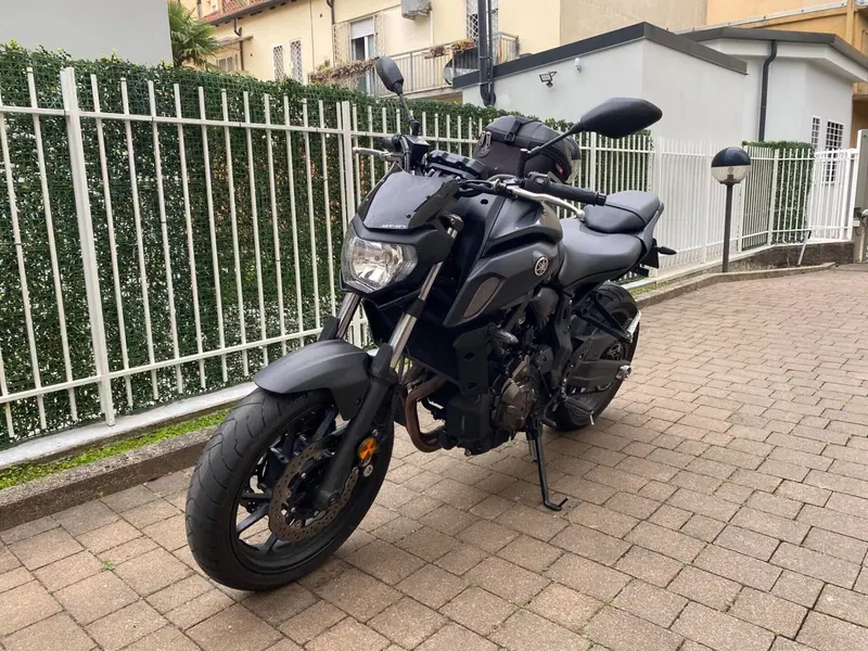 Yamaha MT-07 (2018 - 20) (2)