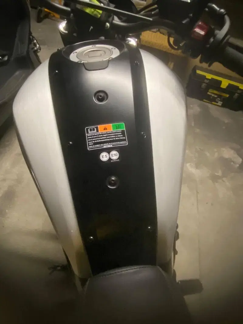 Yamaha XSR 700 (2022 - 26) (7)