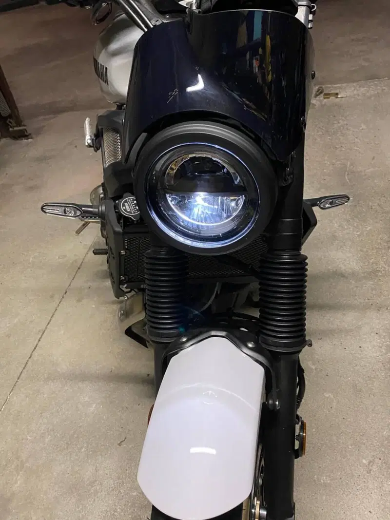 Yamaha XSR 700 (2022 - 26) (10)