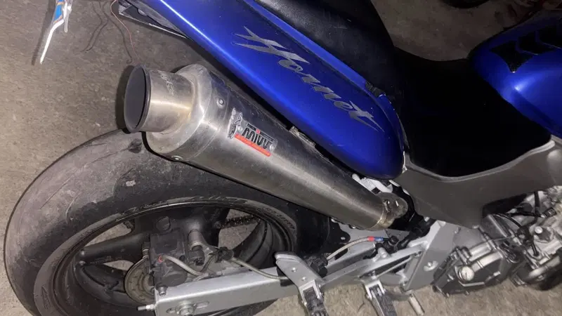 Honda Hornet 600 (2003 - 04) (4)
