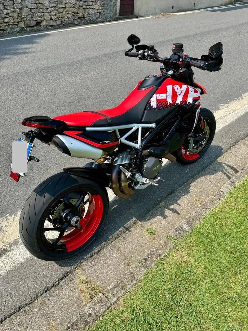 Ducati Hypermotard 950 RVE (2022 - 25) (3)