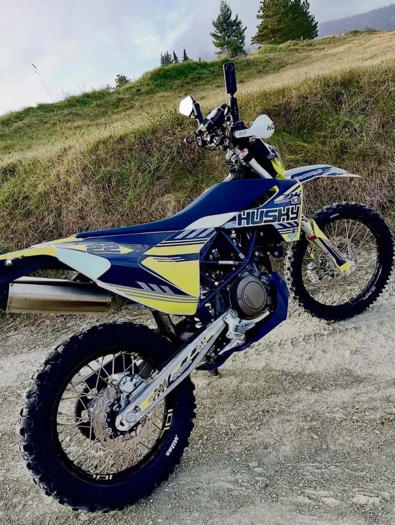 Husqvarna 701 Enduro (2023 - 25) (2)