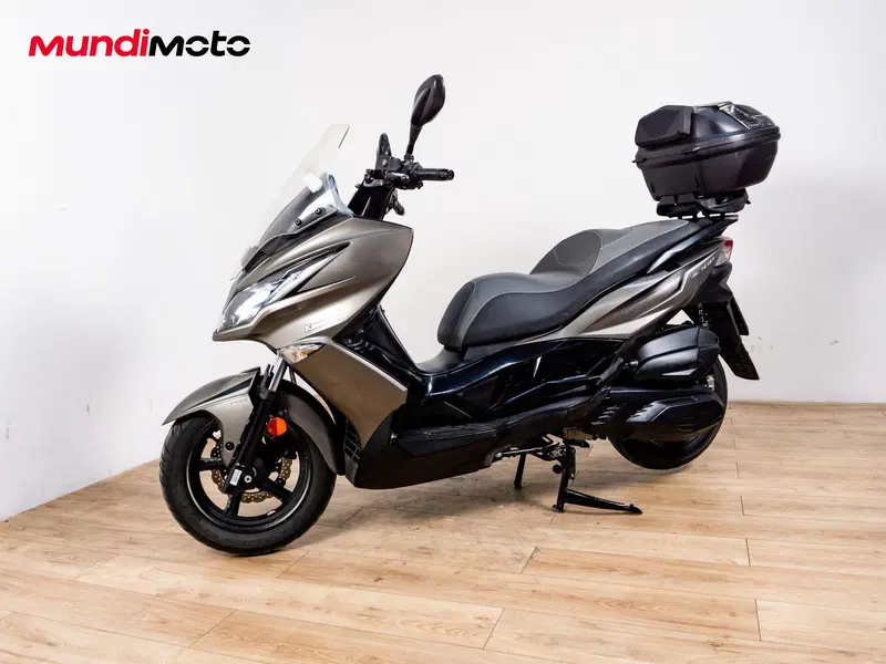 Kawasaki J 300 ABS (2014 - 16) (7)