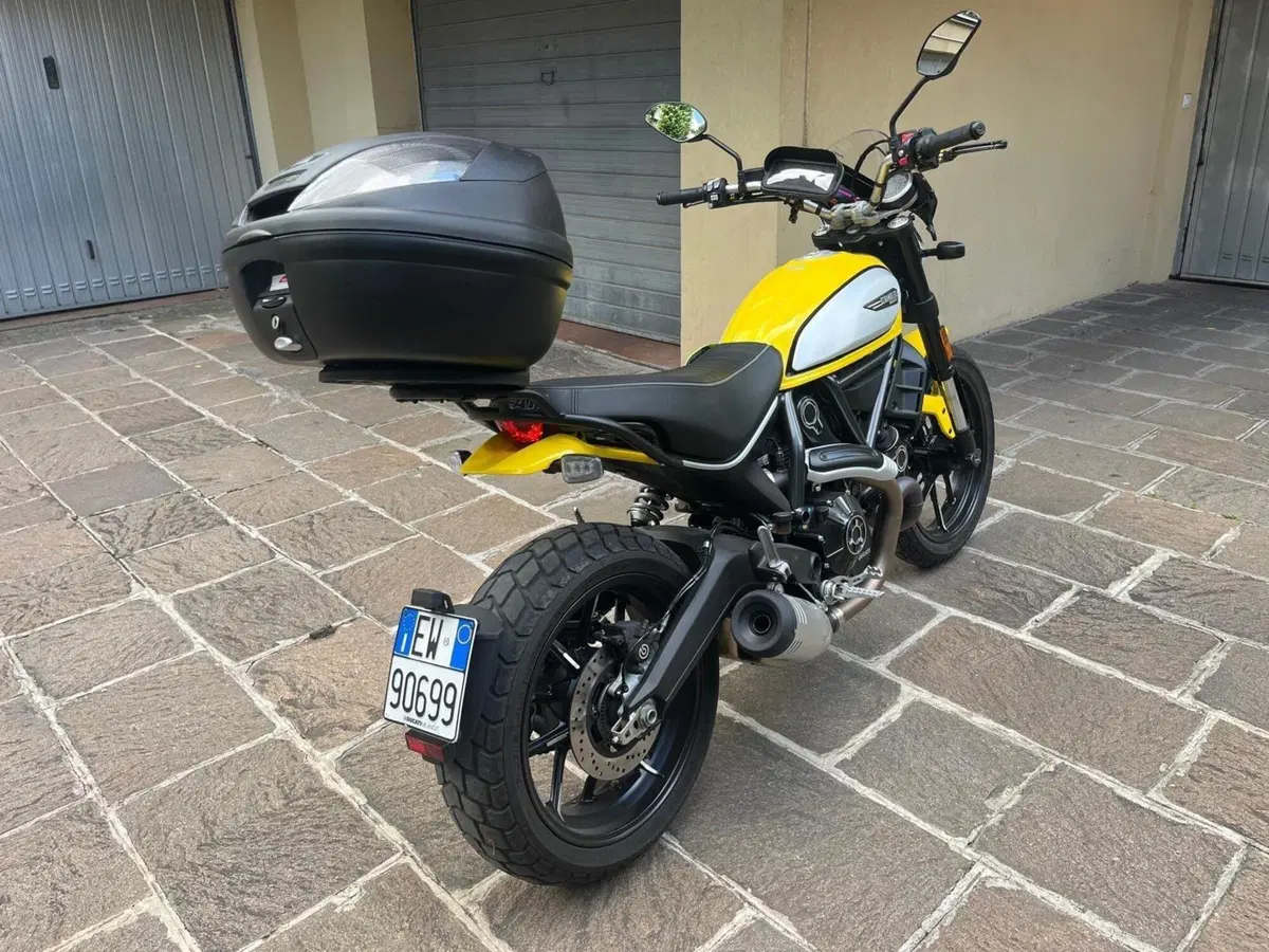 Ducati Scrambler 800 Icon Dark (2021 - 22) (4)