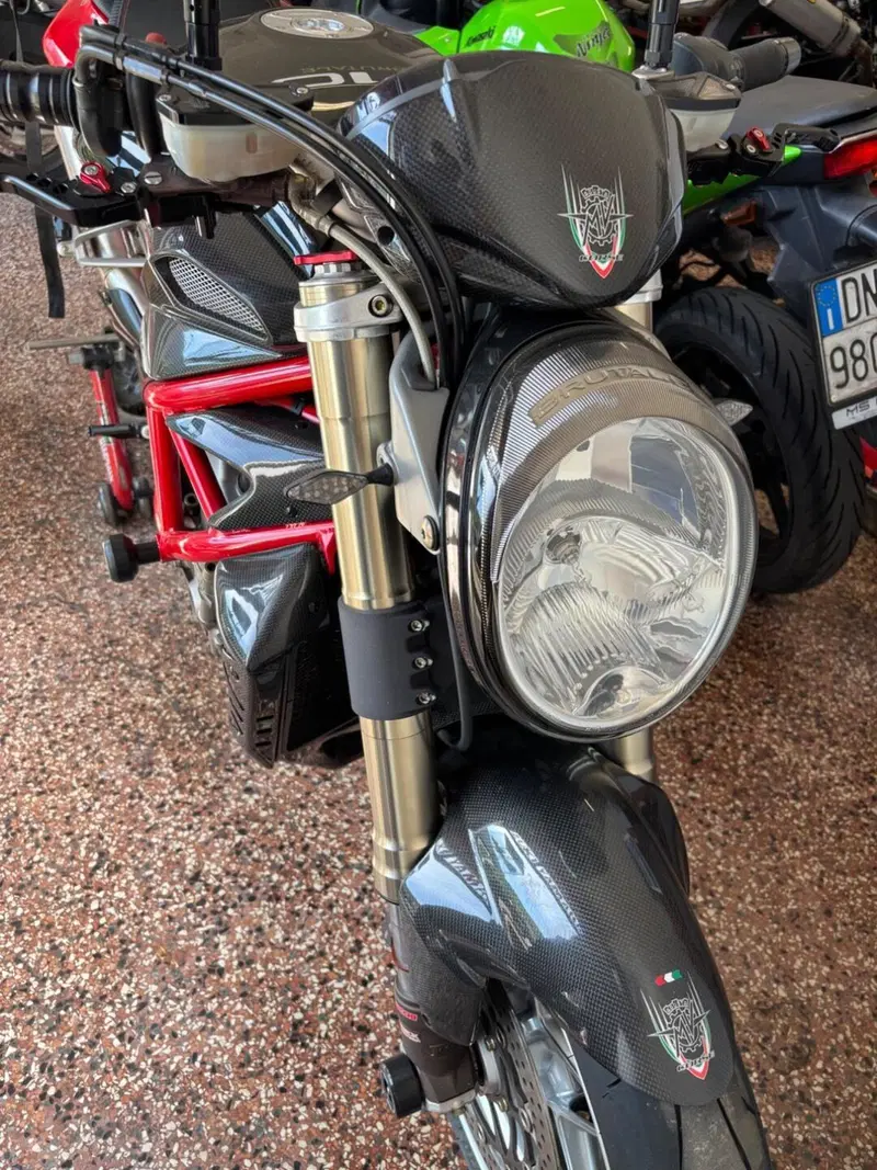 MV Agusta Brutale 910 S (2005 - 11) (3)