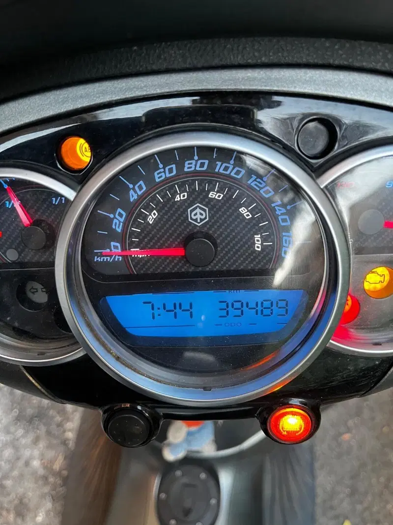 Piaggio Beverly 300 S i.e. ABS-ASR (2016 - 20) (6)