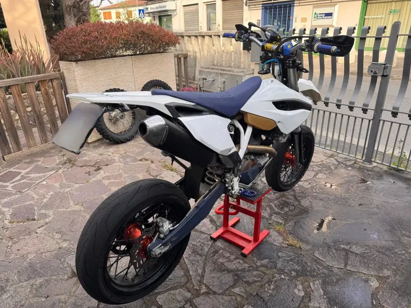 Husqvarna FE 450 (2016) (3)