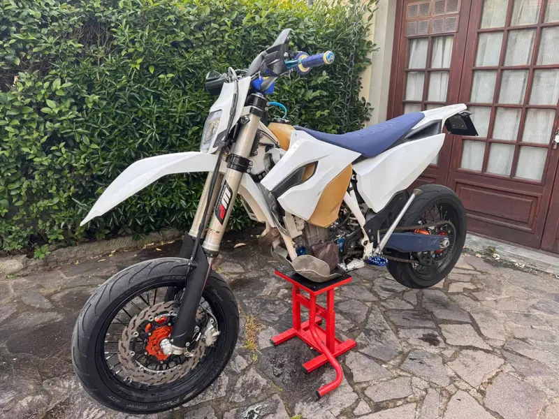 Husqvarna FE 450 (2016) (4)